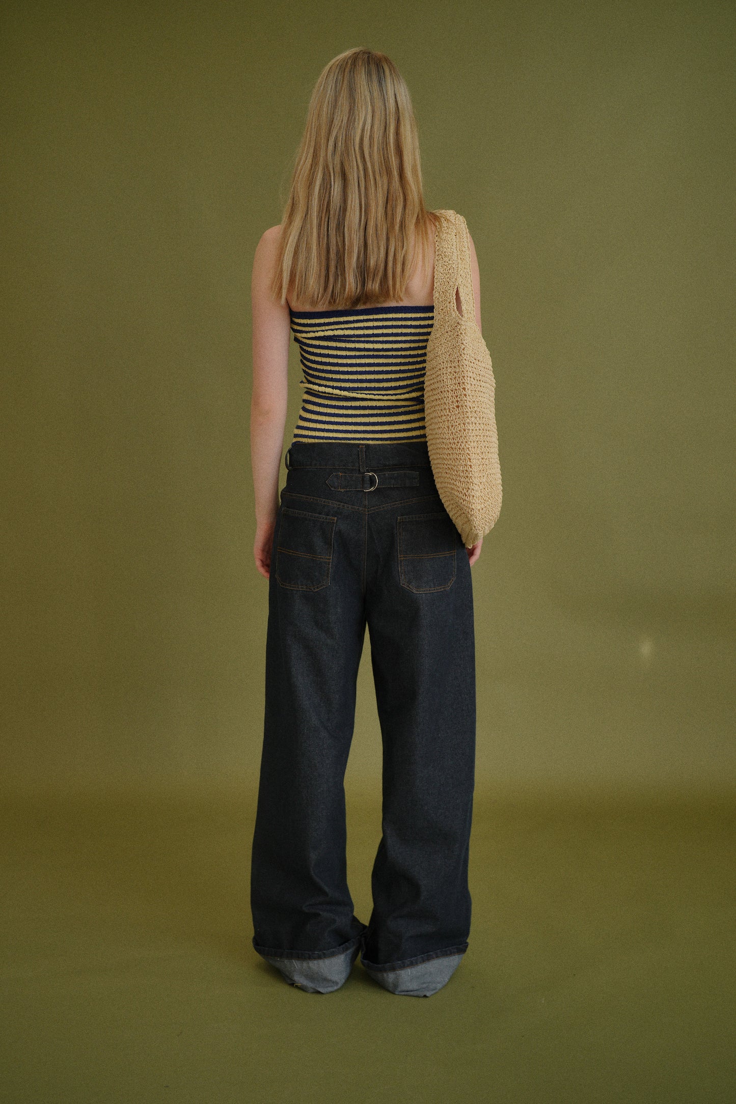 TWISTED KNIT TUBE TOP