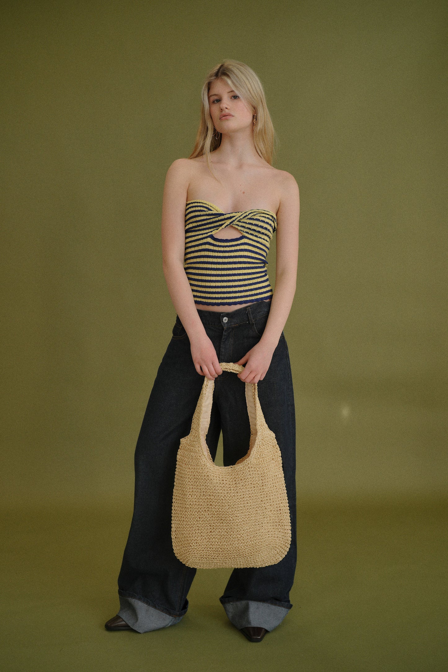 TWISTED KNIT TUBE TOP