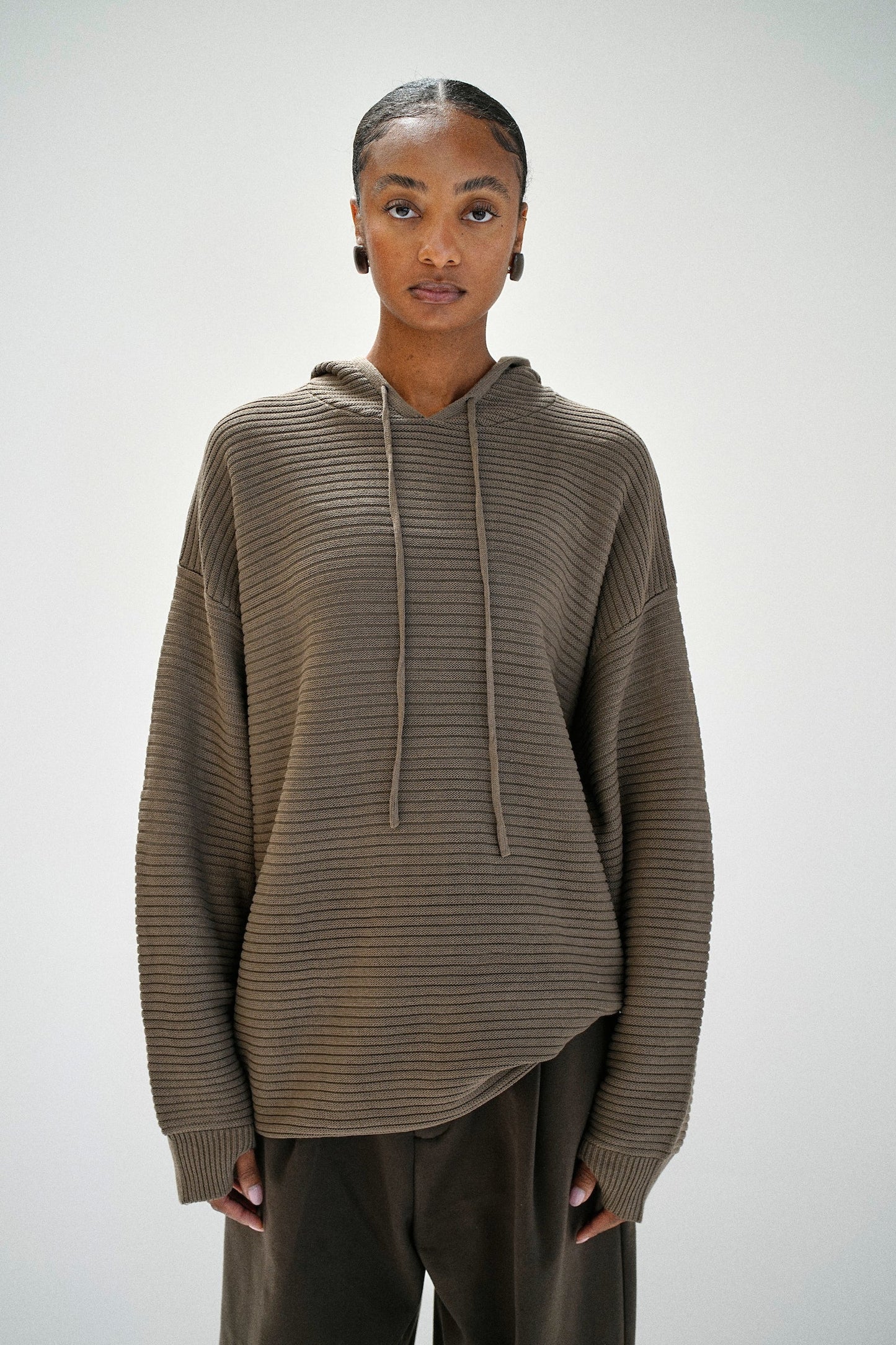 FINAL SALE | BEAULARES RIBBED HOODIE