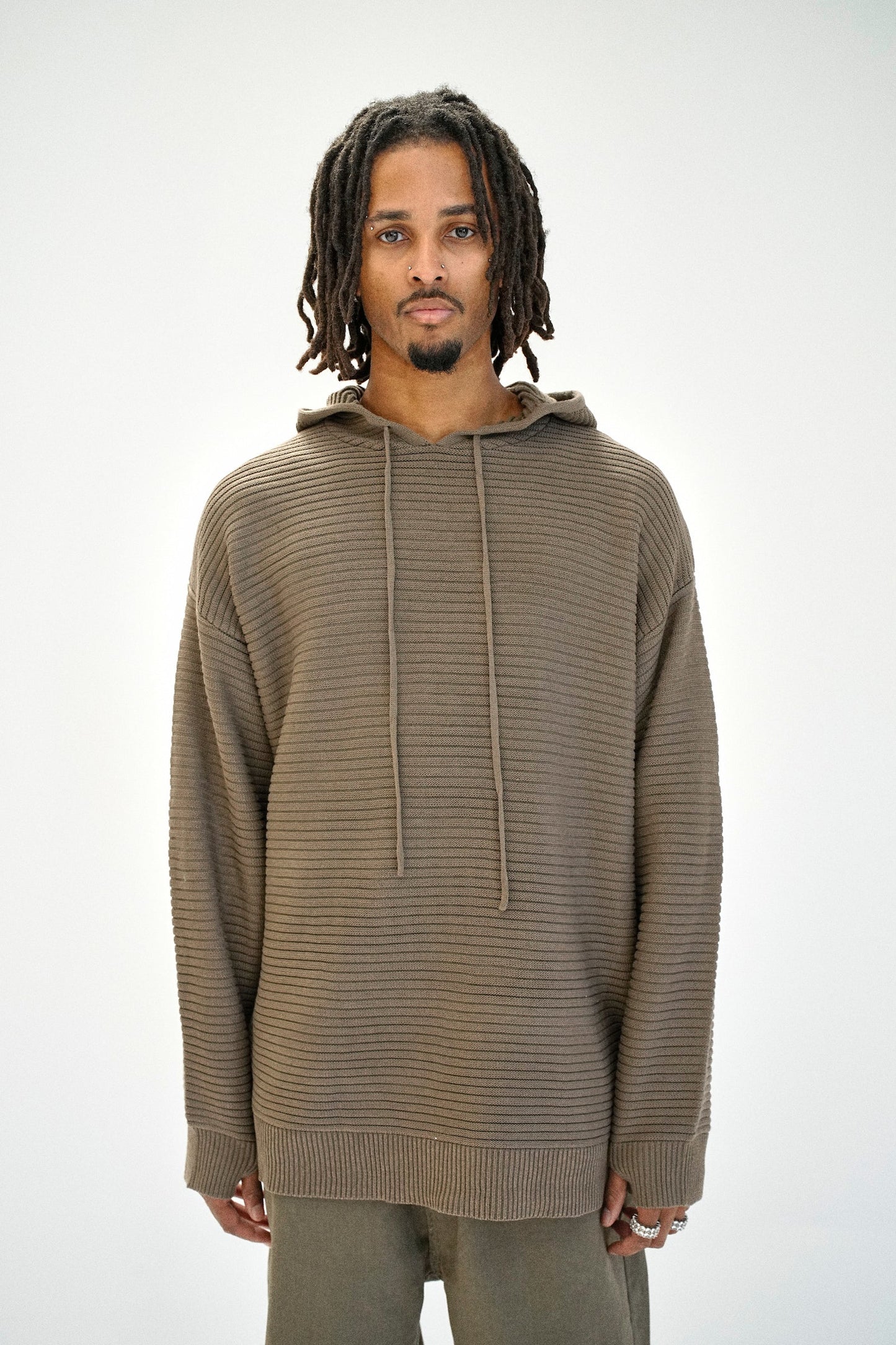 BEAULARES RIBBED HOODIE