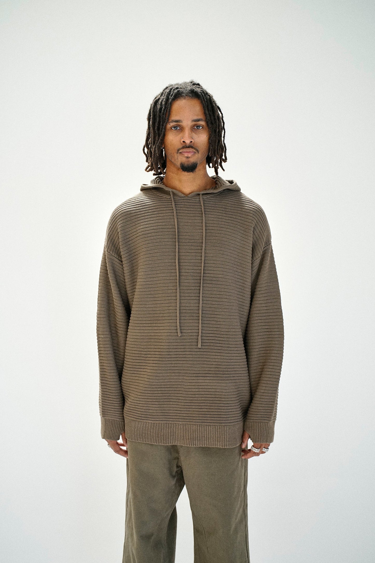 BEAULARES RIBBED HOODIE