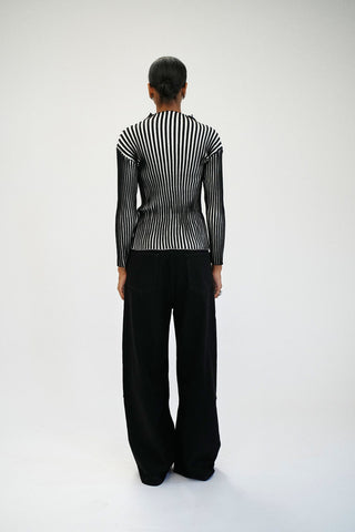 BLACK VELVET STRETCH SWEATER