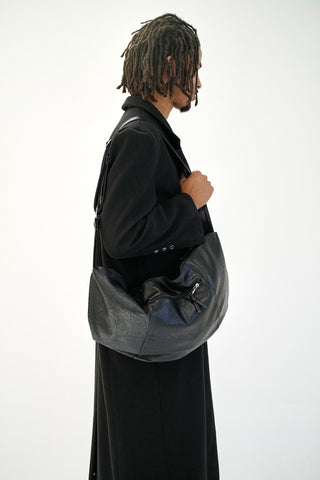 SLOUCH CROSSBODY BAG, BLACK