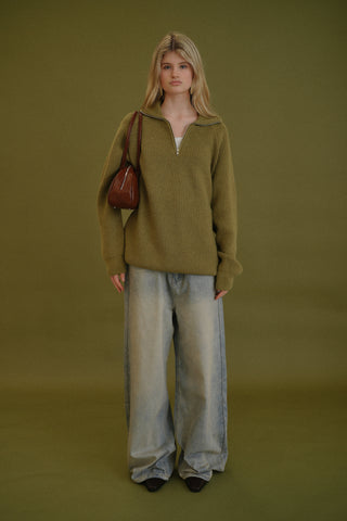 AUGUST KNIT SWEATSHIRT