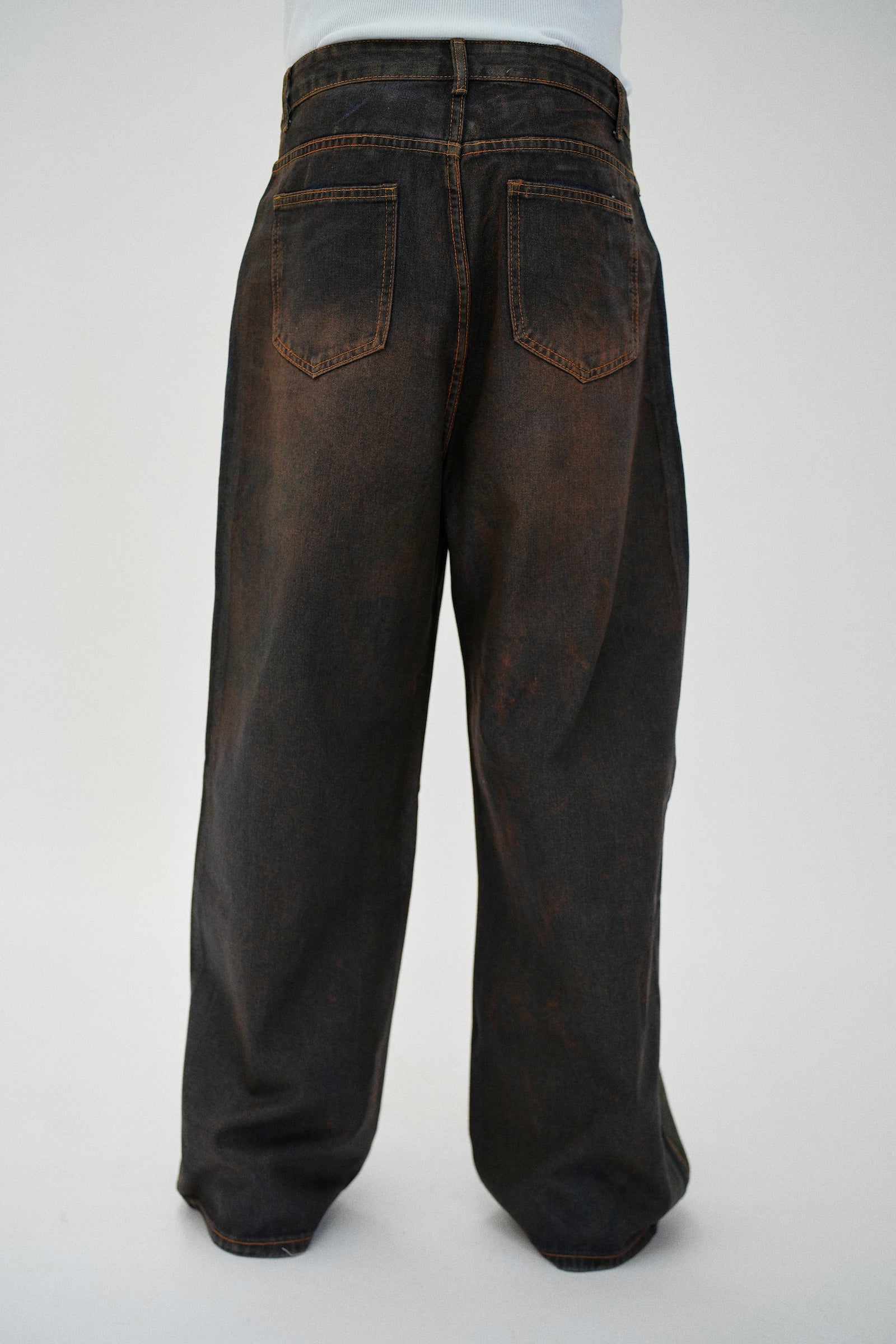 WAXED BAGGY JEANS