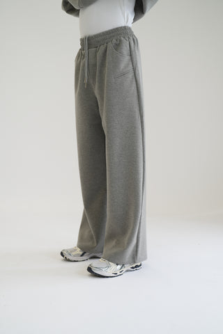 BAGGY SWEATSUIT