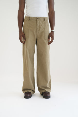 UPRIGHT PANT