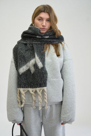 FINAL SALE | NORDIC BRAID SCARF