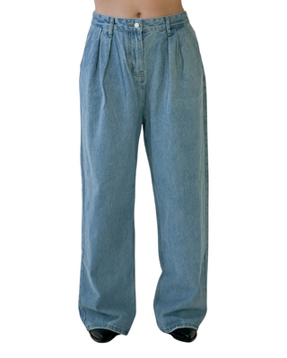 Double Pleated Bleu Jean