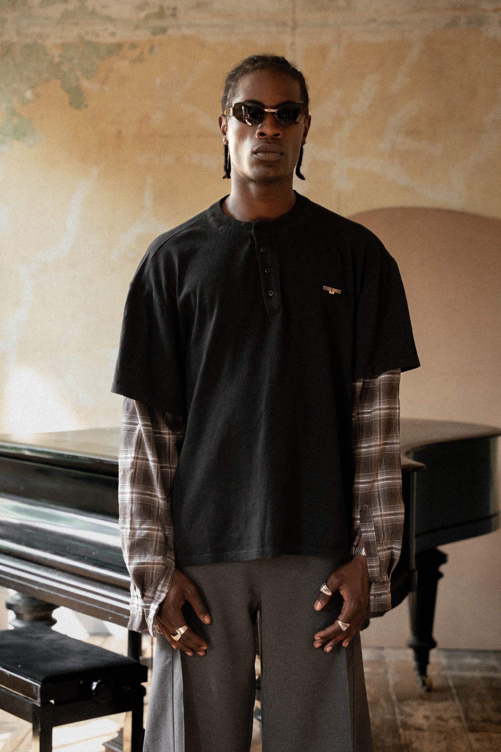 SKATER HENLEY LONG SLEEVE T-SHIRT