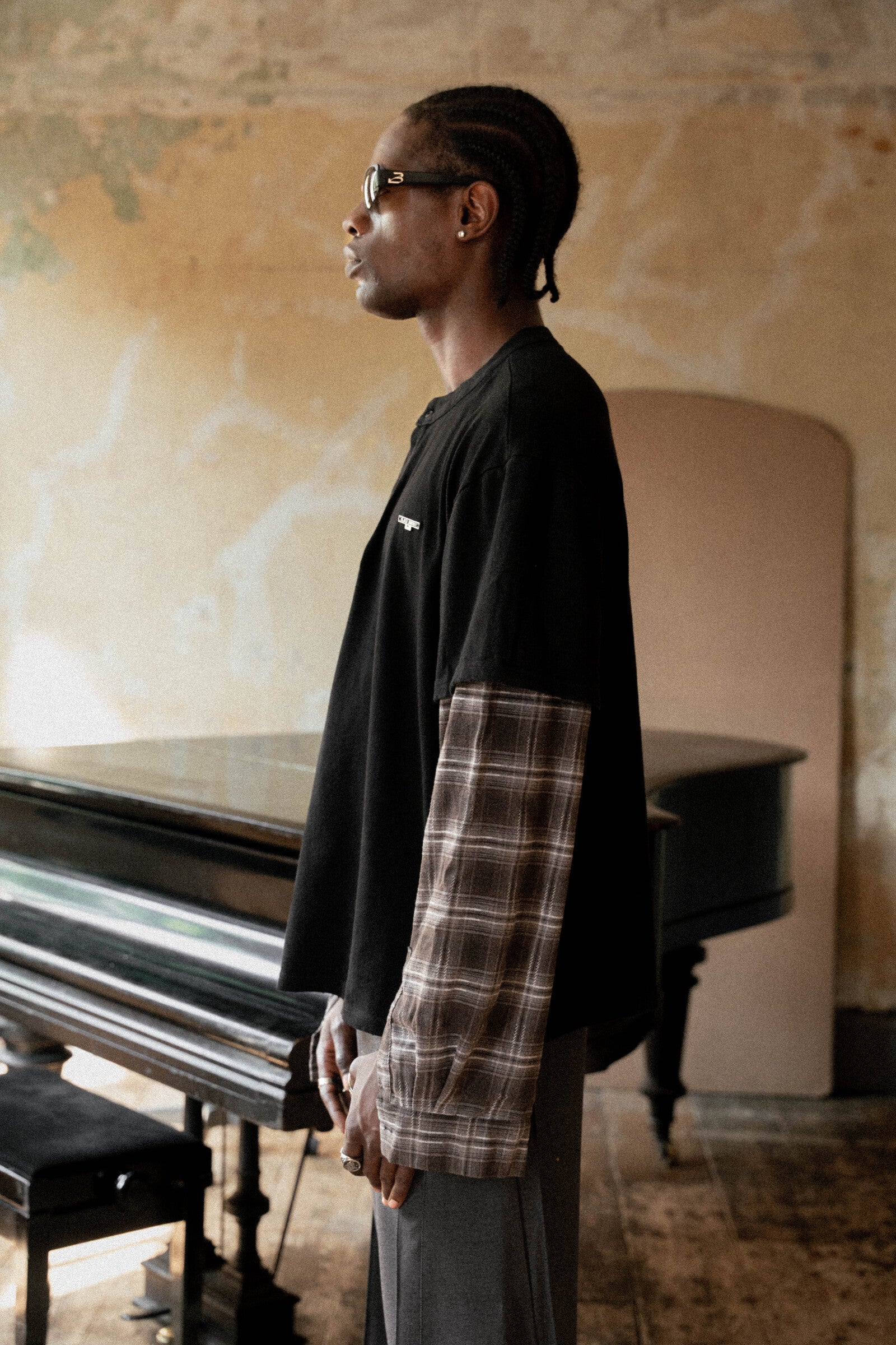SKATER HENLEY LONG SLEEVE T-SHIRT