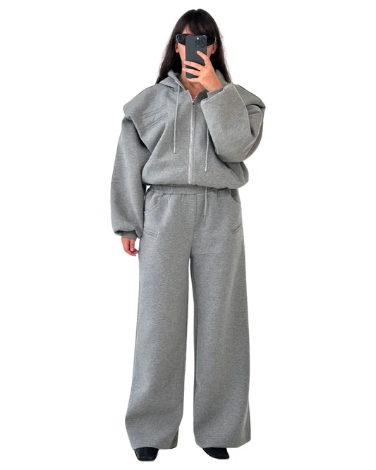 BAGGY SWEATSUIT