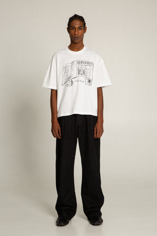 HEADLINE HAND-DRAWN T-SHIRT