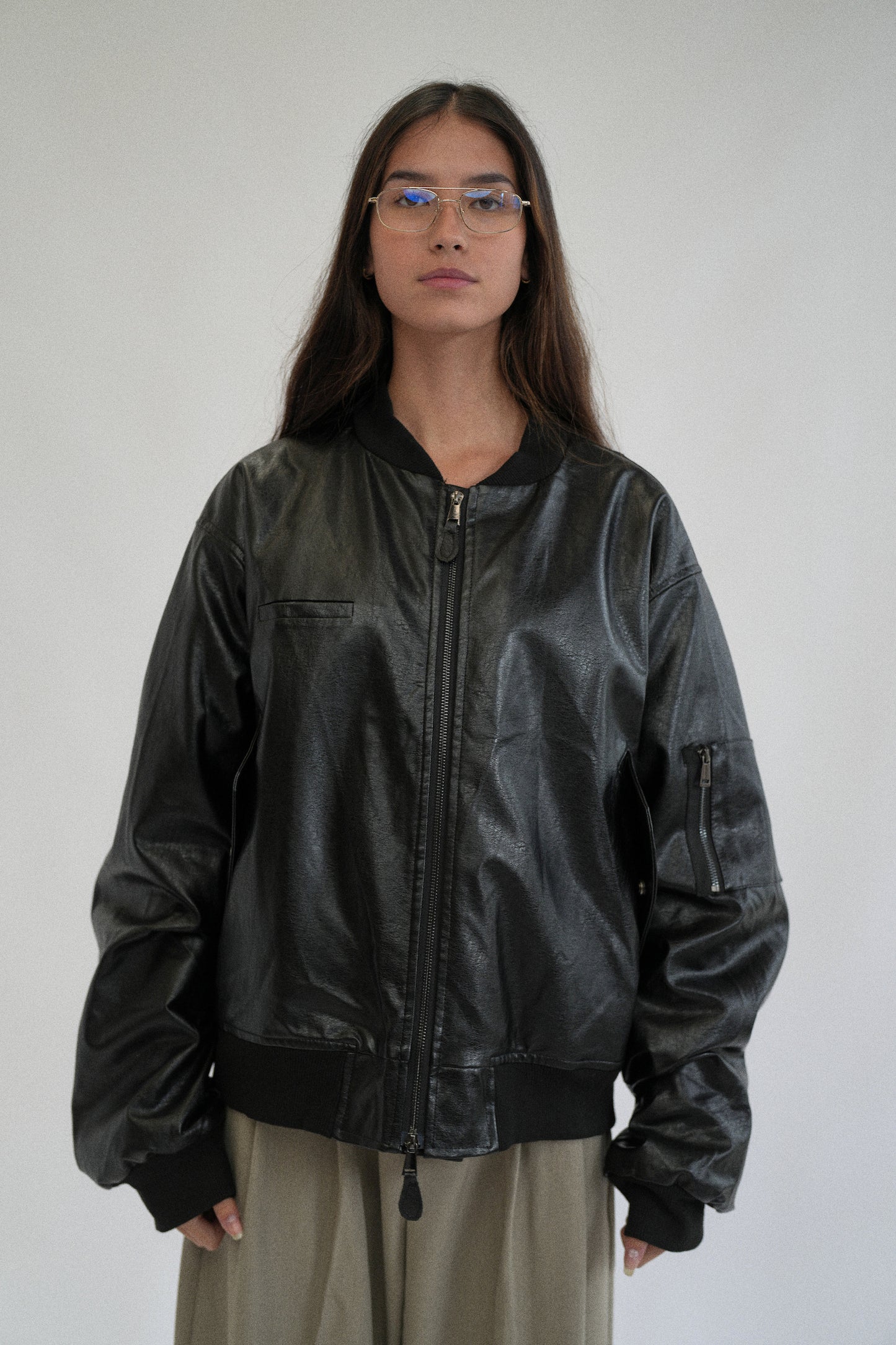 ULTRA LIGHT BOMBER JACKET IN FAUX LEATHER