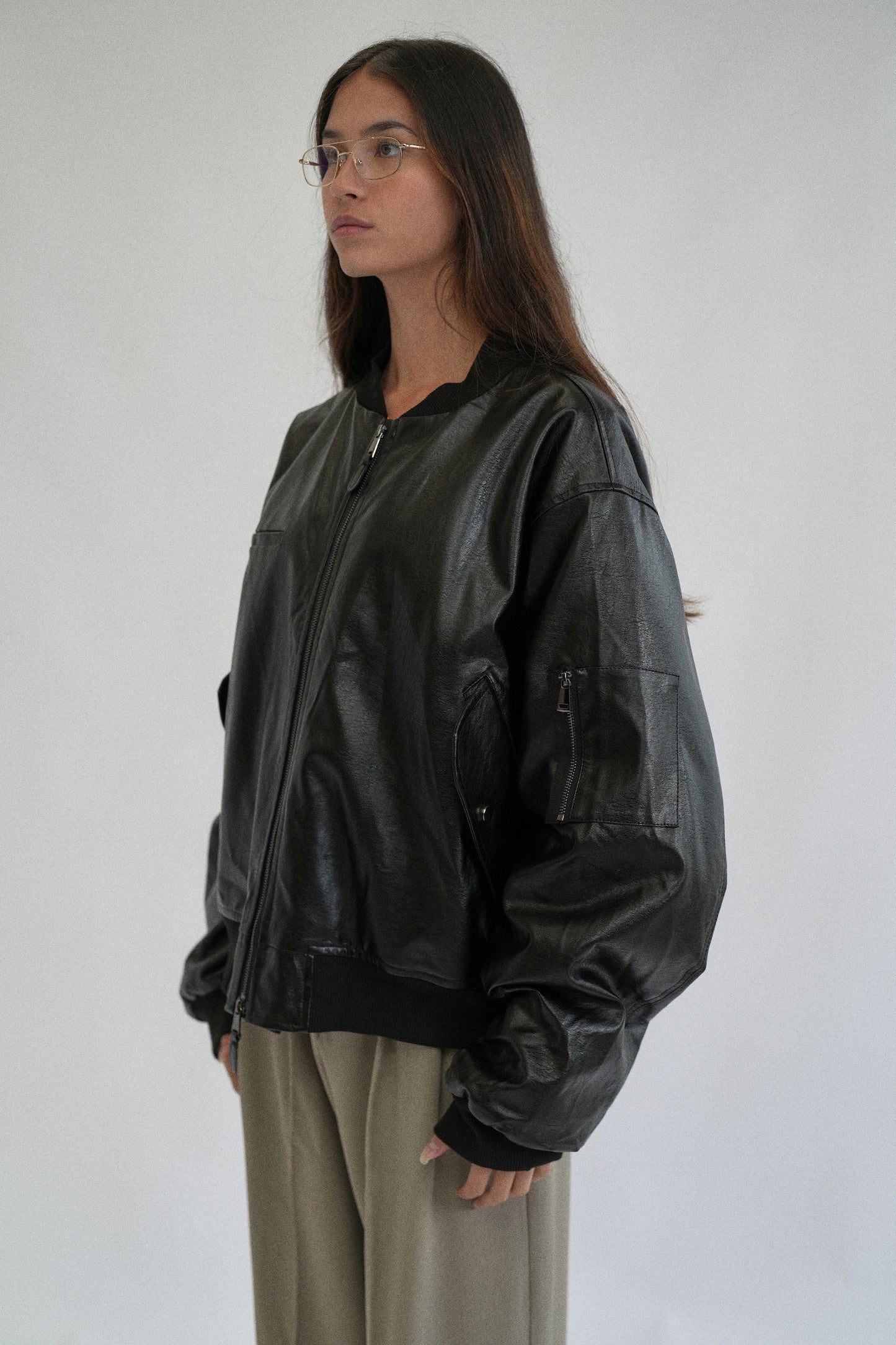 ULTRA LIGHT BOMBER JACKET IN FAUX LEATHER