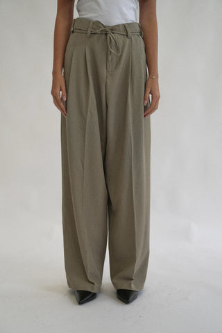 DRAWSTRING TROUSER