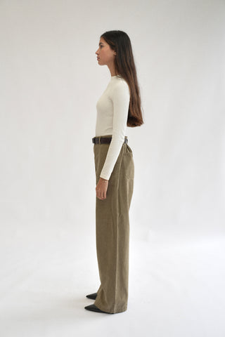 UPRIGHT PANT