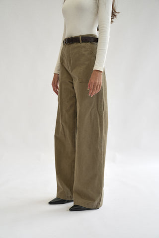 UPRIGHT PANT