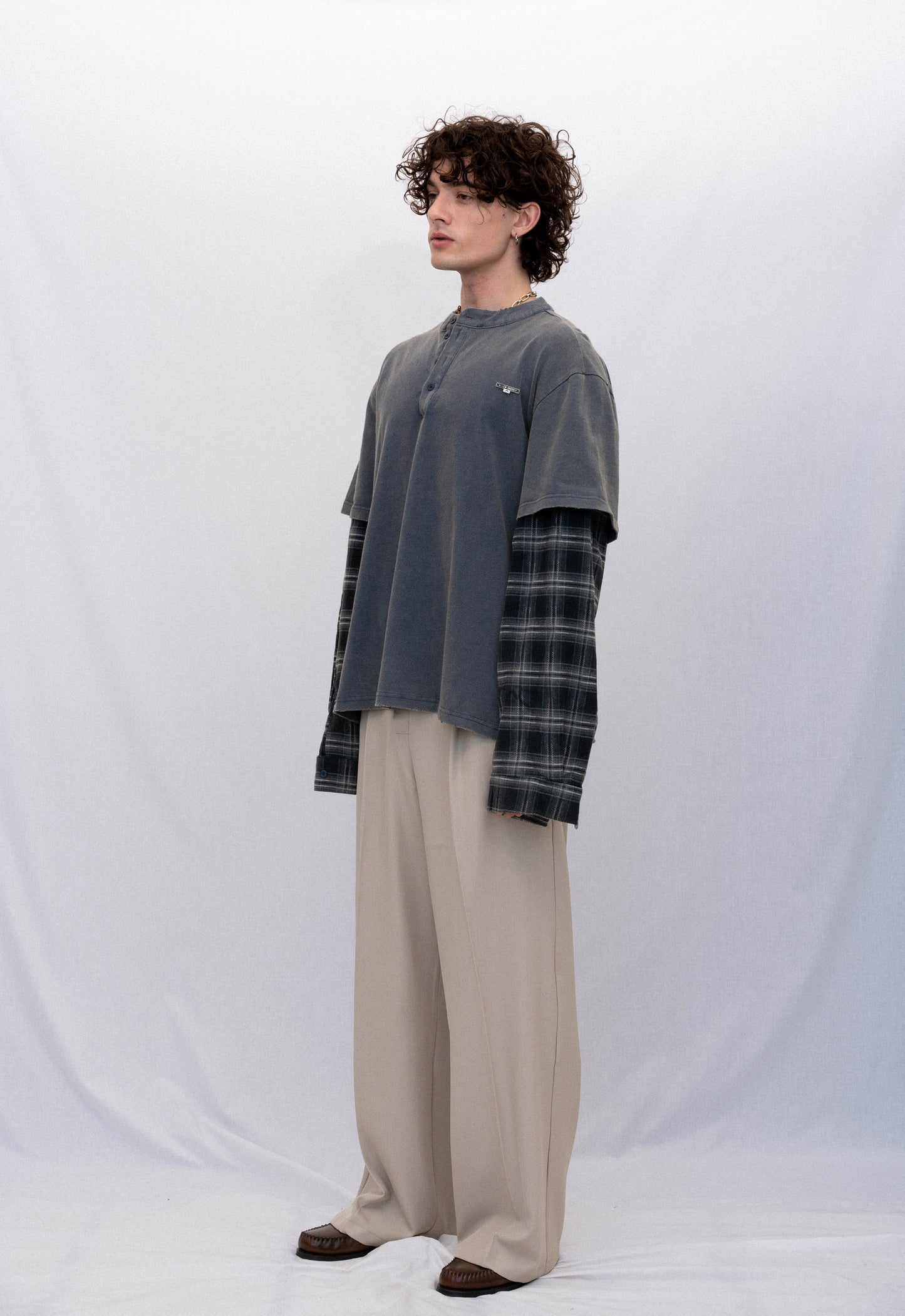 SKATER HENLEY LONG SLEEVE T-SHIRT