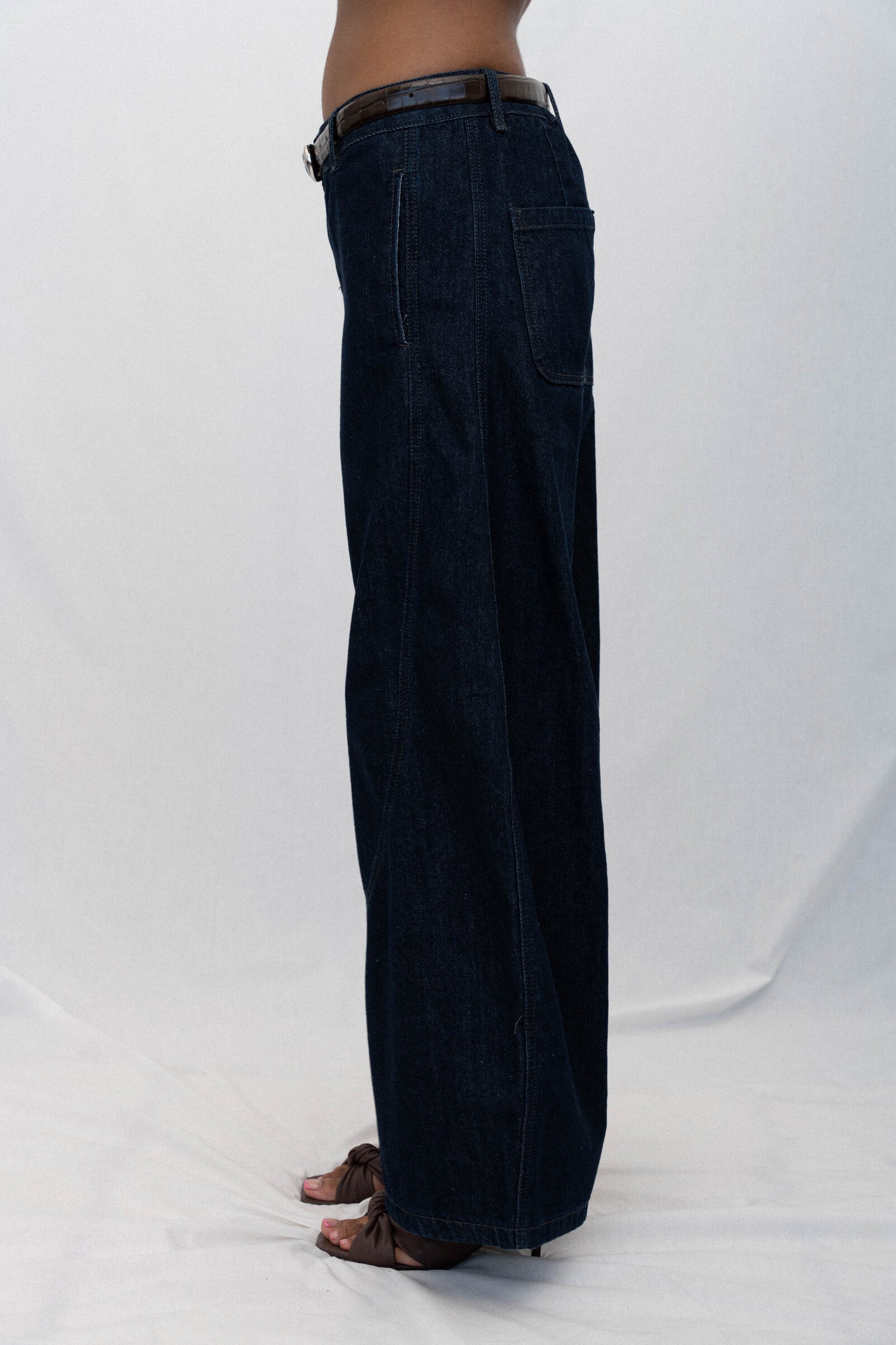 SADDLE JEANS