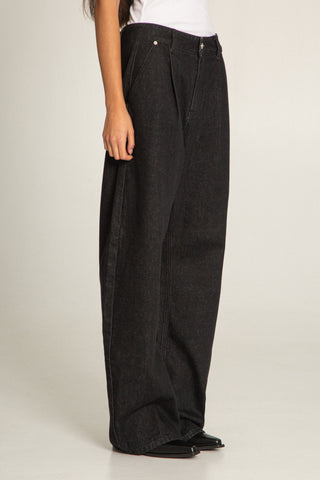 COWBOY PLEATED JEANS