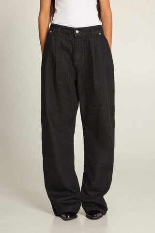 COWBOY PLEATED JEANS