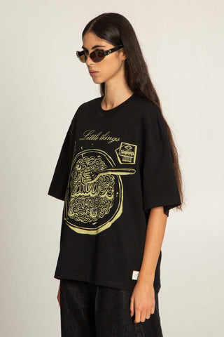 SPAGHETTI HAND DRAWN T-SHIRT